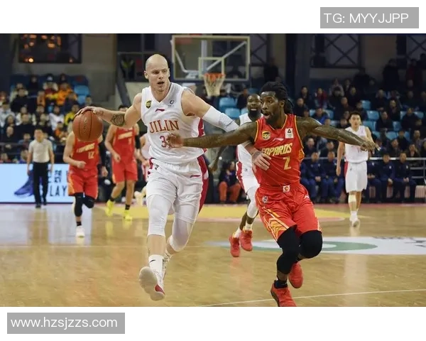 武汉篮球队与深圳篮球队赛后技术分析与战术总结